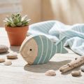 Poisson décoratif en bois bleu clair 18 × 10 cm | Floristik24.fr