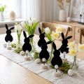 Set de 12 figurines lapins de Pâques en feutrine noire sur pied en bois – 19 cm | Floristik24.fr