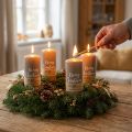 Bougies de l'Avent "Merry Christmas" en cire naturelle, lot de 4, Ø 60 mm, H 130 mm, marron clair | Floristik24.fr