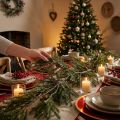 Tannengirlande avec pommes de pin 165 cm Décoration de Noël artificielle | Floristik24.fr