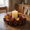 Couronne de pommes de pin ronde Ø27cm | Floristik24.fr