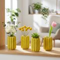 Vase en céramique jaune design rainuré 13 cm - Lot de 4 | Floristik24.fr