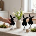 Figurines Lapins de Pâques en Feutre Noir sur Socle en Bois – Lot de 4 – Hauteur 28,5 cm | Floristik24.fr