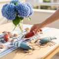 Set de 4 homards décoratifs en bois et métal – Rouge/Bleu – L16 cm | Floristik24.fr