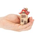 Ensemble de décorations en céramique représentant de petites maisons à toit rouge de 8 cm (2 pièces). | Floristik24.fr