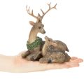 Figurine décorative famille de cerfs avec neige en plastique 17 cm | Floristik24.fr