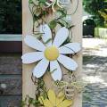 Floristik24 Fleurs en bois, décoration d&#39;été, marguerites jaunes et blanches, fleurs de décoration à suspendre 4pcs