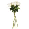Roses artificielles blanches,