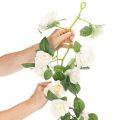 Guirlande de roses artificielles avec fleurs blanches 170 cm | Floristik24.fr