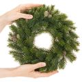 Couronne en branches de sapin artificielles avec pommes de pin 30 cm | Floristik24.fr