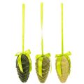 Lot de 3 pommes de pin décoratives en plastique floqué avec ruban et nœud, longueur 18 cm, tons verts | Floristik24.fr